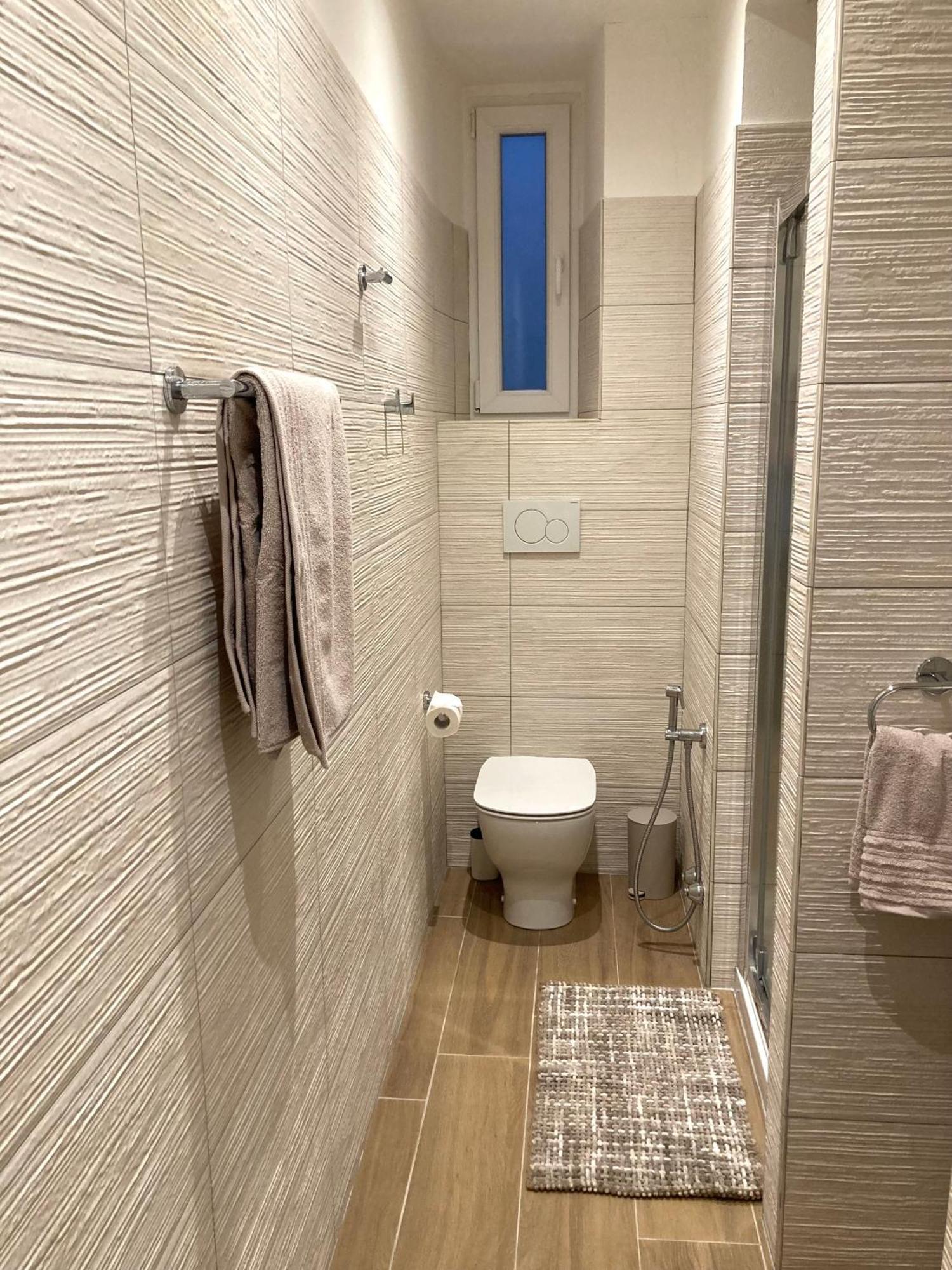 Casa Cereria - Apartment With Parking Триест Экстерьер фото