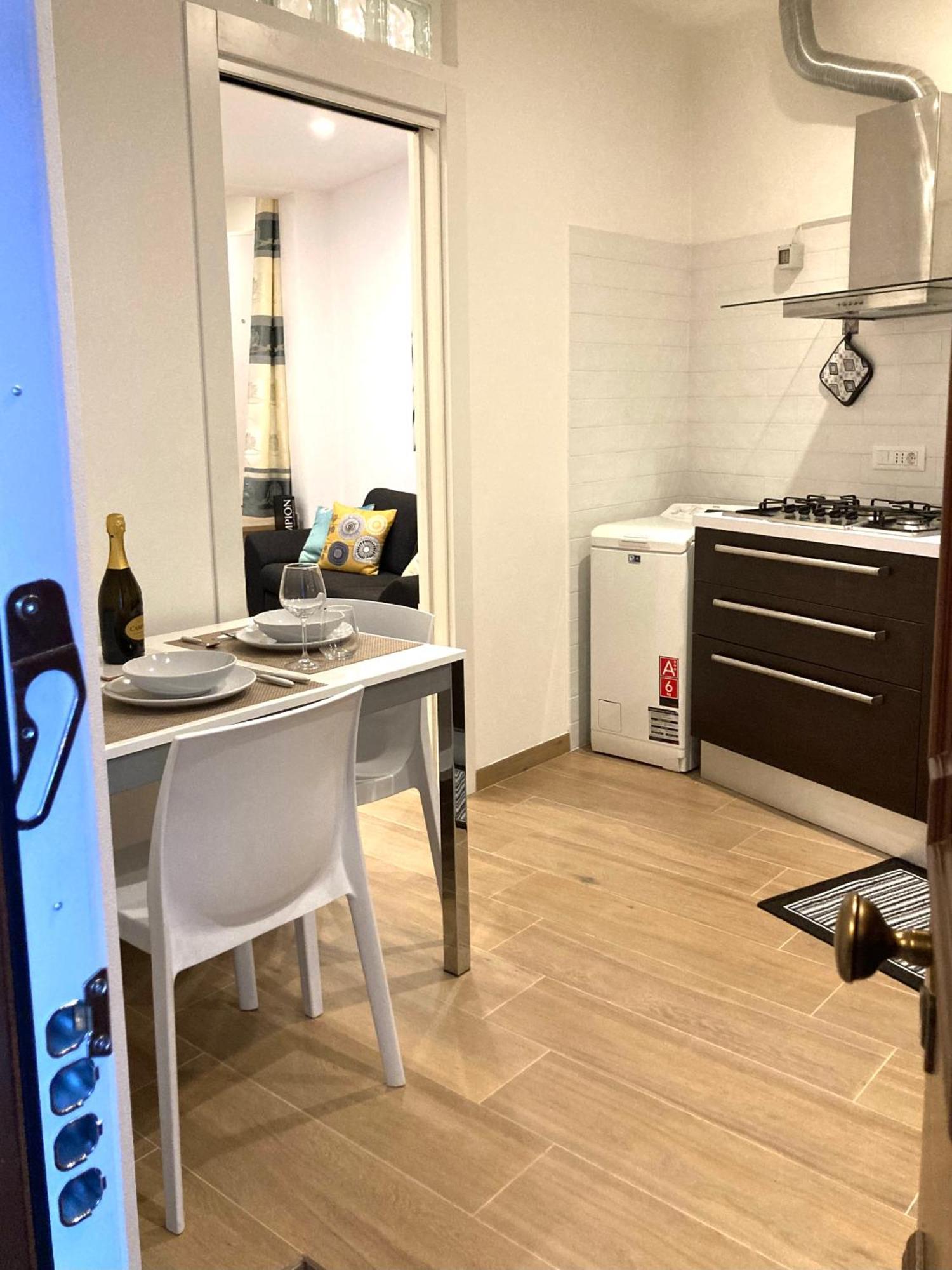 Casa Cereria - Apartment With Parking Триест Экстерьер фото